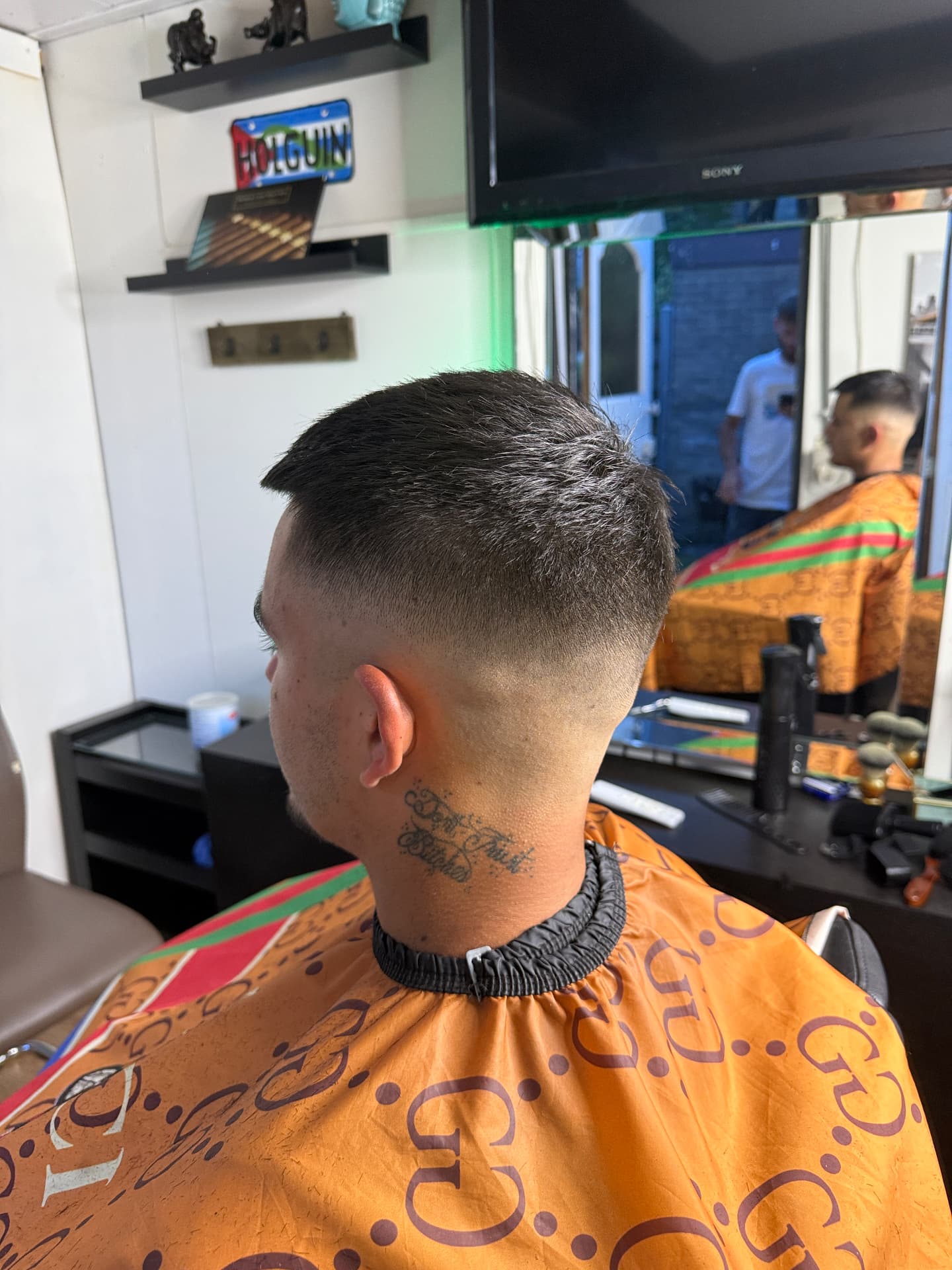 Skin fade con acabado limpio