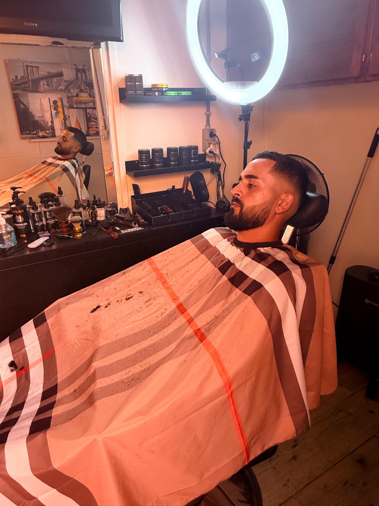 Corte fade con arreglo de barba